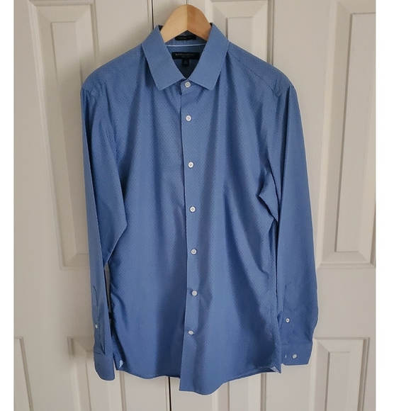Men's Banana Republic (Grant Fit) Non-Iron Long Sleeve Button Up | M | LIKE NEW - Picture 3 of 6